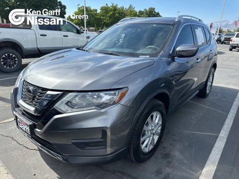 Used 2020 Nissan Rogue SV image 1