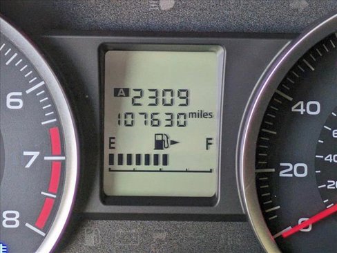 Used 2014 Subaru Crosstrek 2.0i Premium image 12