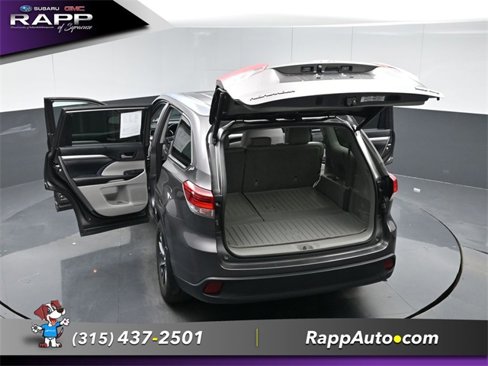 Used 2018 Toyota Highlander XLE image 31