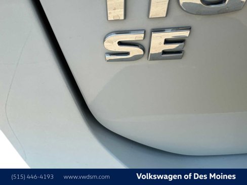 Used 2021 Volkswagen Tiguan SE image 6