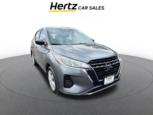 Used 2024 Nissan Kicks S image 1