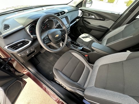 Used 2022 Chevrolet TrailBlazer LT w/ Driver Confidence Package image 14
