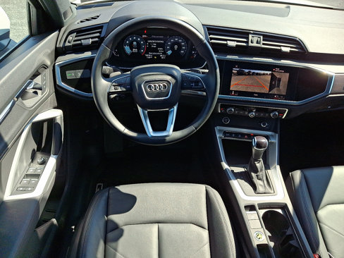 Used 2022 Audi Q3 2.0T Premium Plus w/ Premium Plus Package image 12