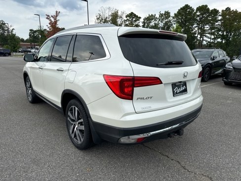 Used 2017 Honda Pilot Elite image 2