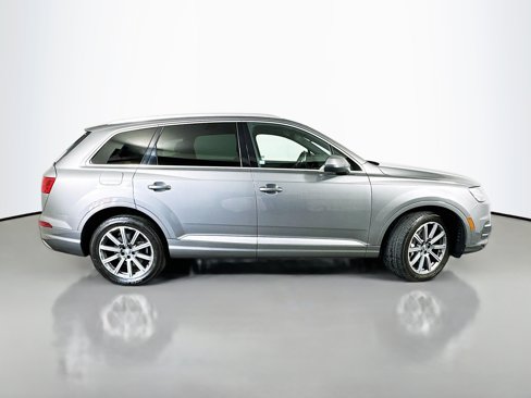 Used 2018 Audi Q7 3.0T Prestige w/ Prestige Package image 8
