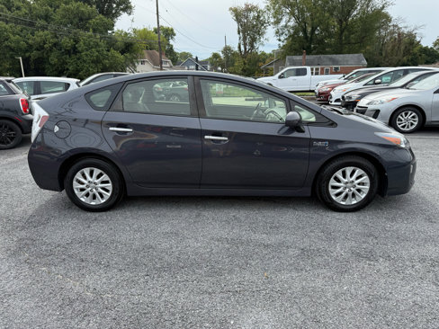 Used 2015 Toyota Prius Prime Advanced image 6