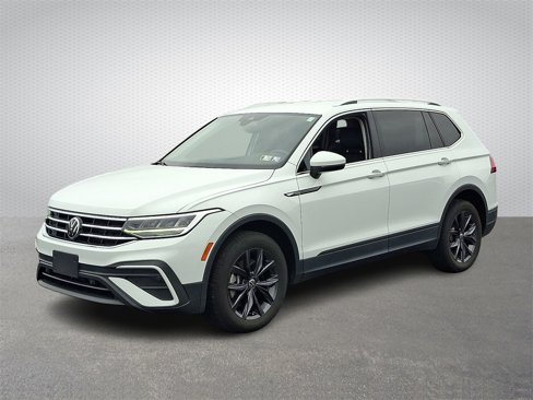 Used 2022 Volkswagen Tiguan SE image 3