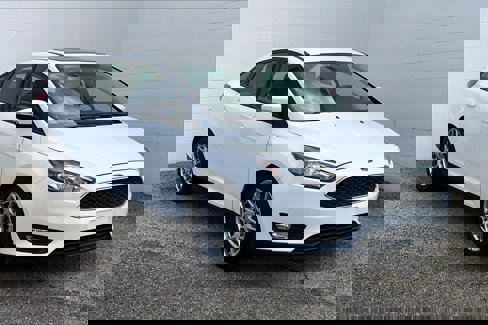 Used 2015 Ford Focus SE w/ Equipment Group 201A image 37