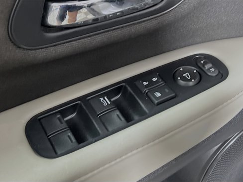 Used 2019 Honda HR-V LX image 16