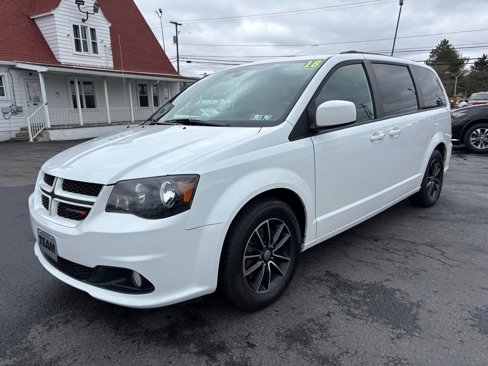 Used 2018 Dodge Grand Caravan GT image 3