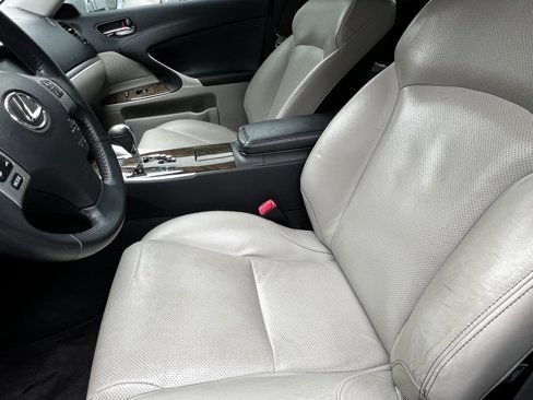 Used 2011 Lexus IS 250 image 17