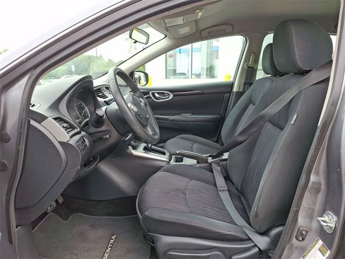 Used 2019 Nissan Sentra SV image 11