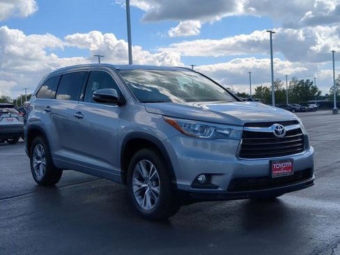Used 2015 Toyota Highlander XLE image 5