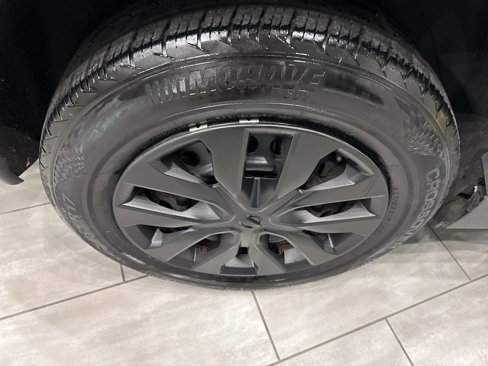Used 2017 Nissan Rogue S image 14