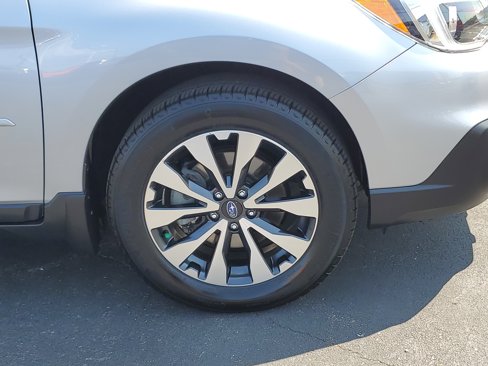 Used 2015 Subaru Outback 2.5i Limited image 5