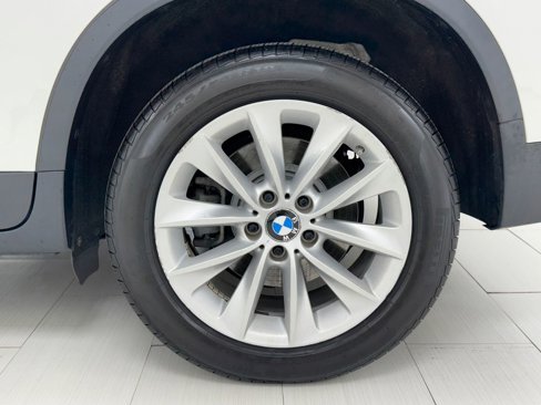 Used 2017 BMW X3 xDrive28i image 39