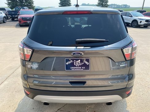 Used 2017 Ford Escape SE image 16