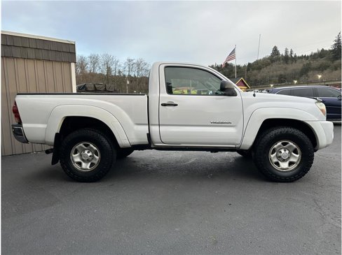 Used 2006 Toyota Tacoma PreRunner image 9