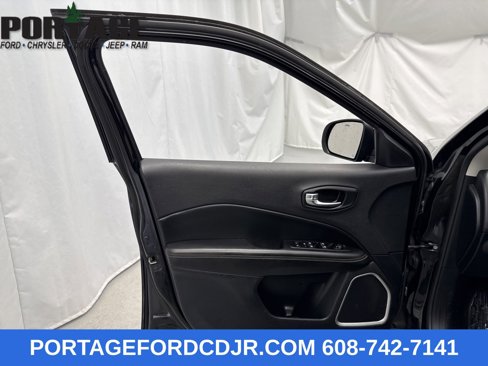 Used 2021 Jeep Compass Latitude w/ Convenience Group image 12