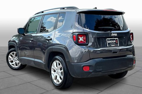 Used 2018 Jeep Renegade Latitude image 11