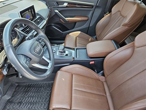 Used 2019 Audi Q5 2.0T Premium Plus w/ Premium Plus Package image 13