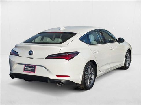 New 2025 Acura Integra image 2