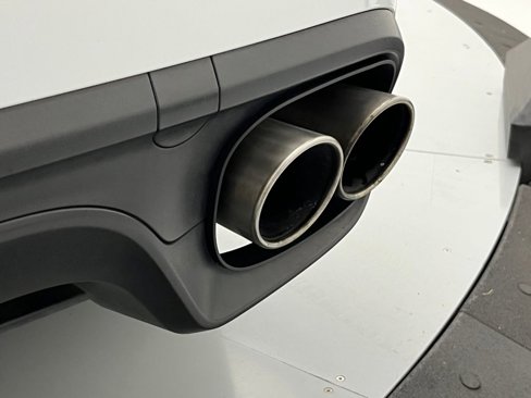 Used 2015 Porsche Cayenne S image 48