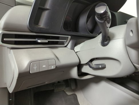 Used 2023 Hyundai Elantra SEL image 26