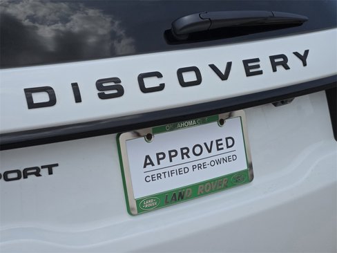 Certified 2025 Land Rover Discovery Sport Dynamic SE image 11