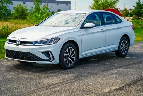 New 2025 Volkswagen Jetta S image 5