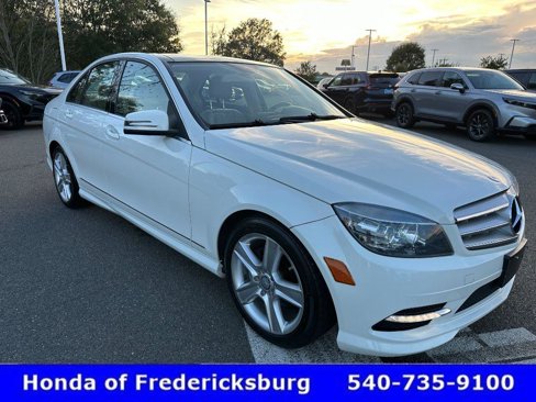 Used 2011 Mercedes-Benz C 300 Sport image 8