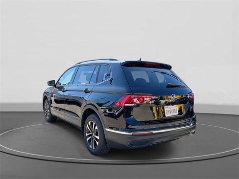 Certified 2022 Volkswagen Tiguan S image 3