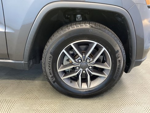 Used 2021 Jeep Grand Cherokee Limited image 49