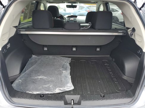 Used 2017 Subaru Crosstrek 2.0i Premium w/ Moonroof Package image 6