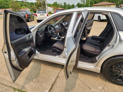 Used 2009 Subaru Impreza WRX Sedan w/ Popular Equipment Group 3B image 12