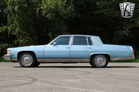 Used 1987 Cadillac Brougham image 27