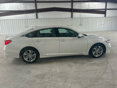 Used 2018 Honda Accord LX image 6
