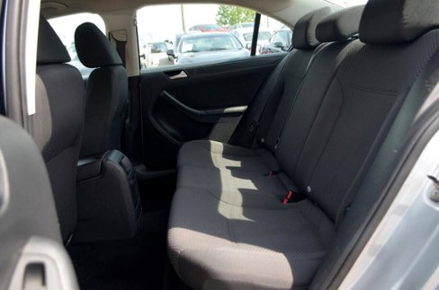 Used 2014 Volkswagen Jetta S image 25