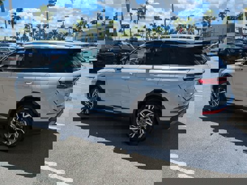 New 2025 Lincoln Corsair FWD w/ Equipment Group 101A image 6