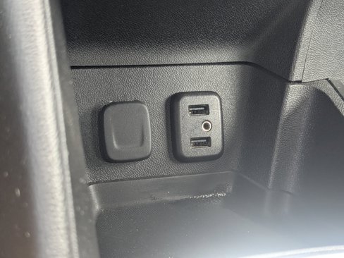 Used 2018 Chevrolet Volt Premier w/ LPO, Blackout Package image 25