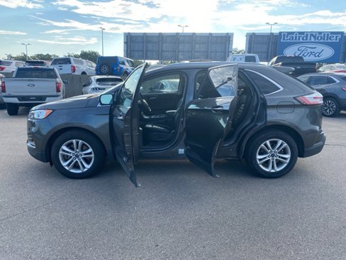 Used 2020 Ford Edge SEL w/ Convenience Package image 4