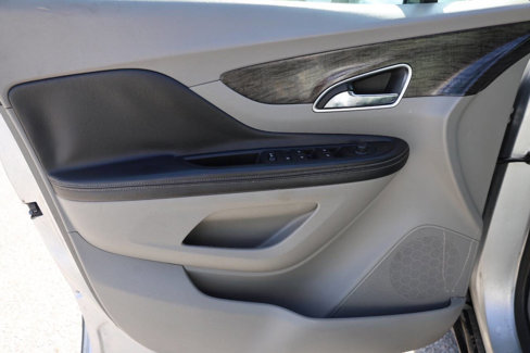 Used 2015 Buick Encore FWD image 12