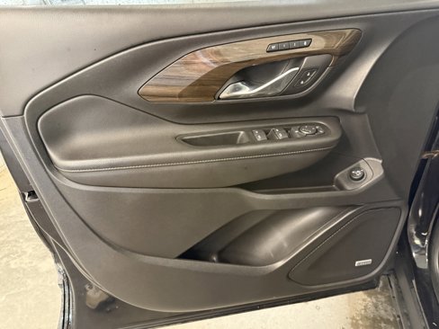 Used 2019 GMC Terrain Denali w/ Advanced Safety Package image 34