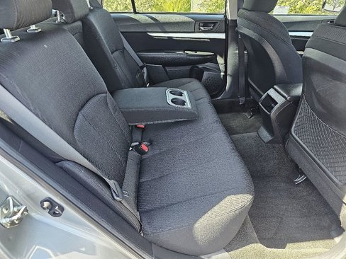 Used 2012 Subaru Outback 2.5i image 18