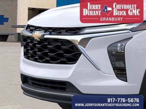 New 2026 Chevrolet Trax LT w/ Driver Confidence Package image 16