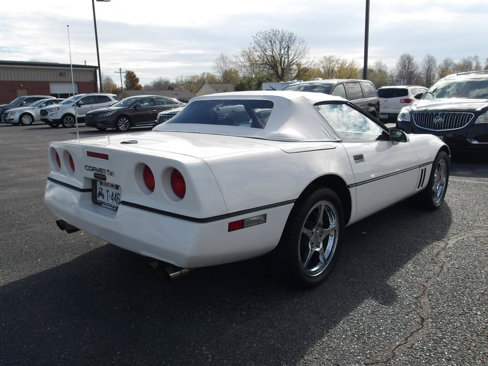 Used 1988 Chevrolet Corvette Convertible image 7