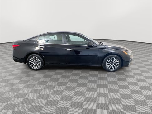 Certified 2023 Nissan Altima 2.5 SV image 9