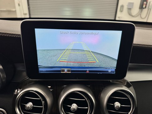 Used 2017 Mercedes-Benz GLC 300 4MATIC image 12
