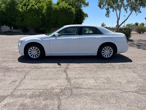 Used 2014 Chrysler 300 image 5
