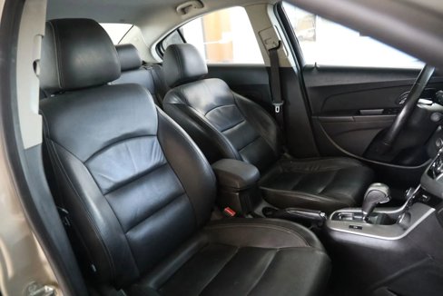 Used 2012 Chevrolet Cruze LT image 14